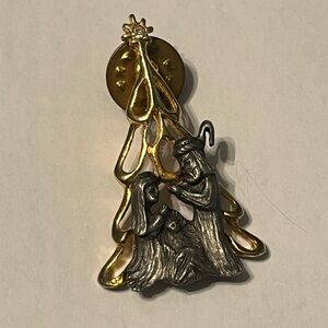 Gold and Silver Tone Jesus Christ Pin
